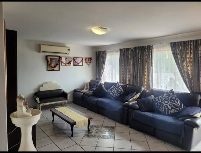 4 BEDROOM PROPERTY TO RENT IN SEA VIEW